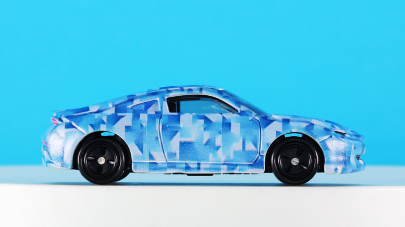 初回特別仕様：カモフラージュ柄