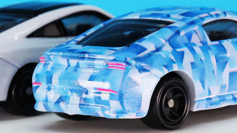 カモフラージュ柄はどこを隠して、どこを残すのかを探すのが楽しい