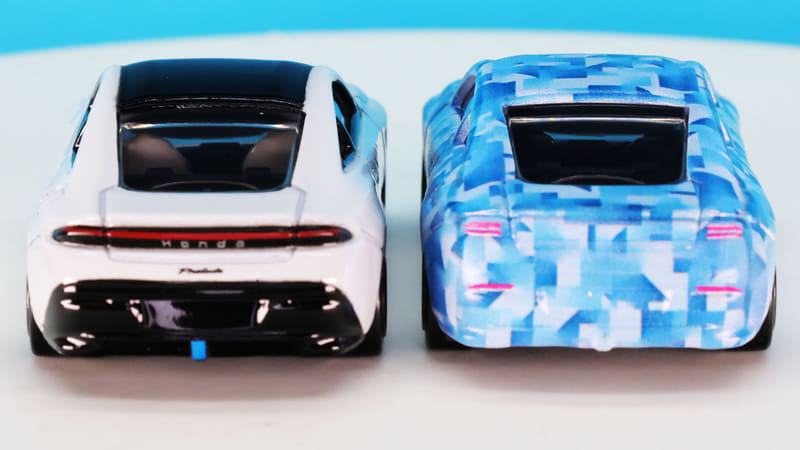 カラーリングでがらりと印象が変わるリアセクション