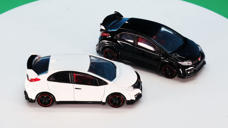 両カラー合わせて750台という限定車！