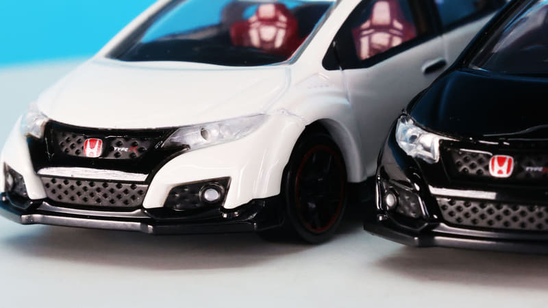 フロントバンパー下部のフォグ周りの造形もシャープで素晴らしい！