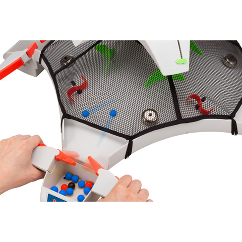 メガハウス「アメリカンバトルドーム」、ホワイトバージョンに