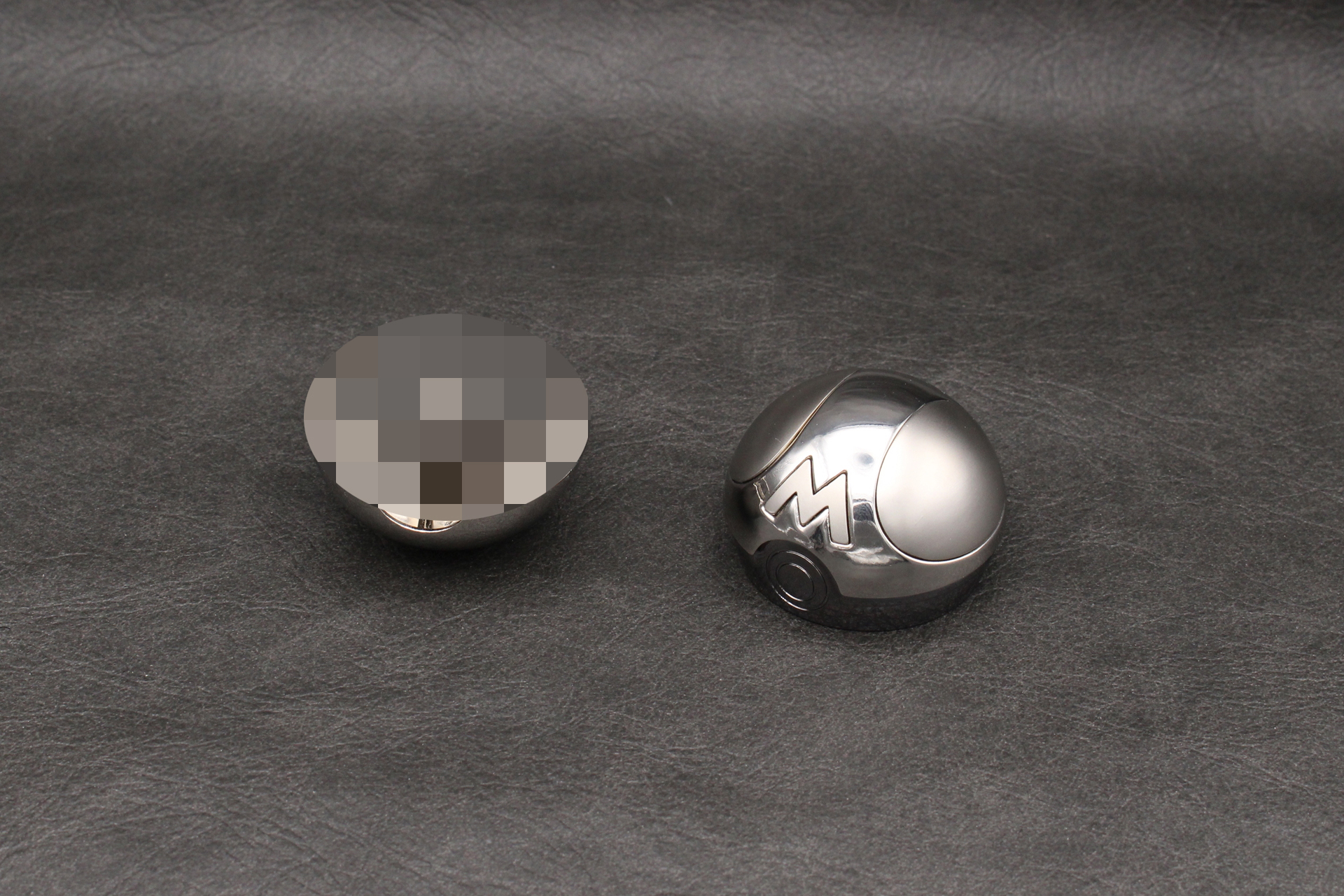 マスターボールの解けた状態。筆者も最初は解けたが元の状態に戻すのに時間がかかり、2回目以降は解くことができなかった……