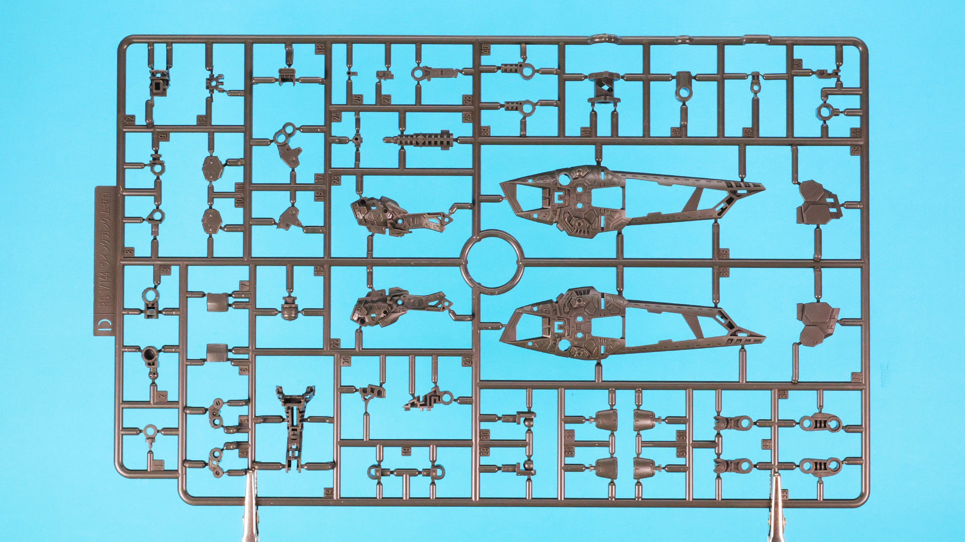 D:【2枚】主にメカフレーム