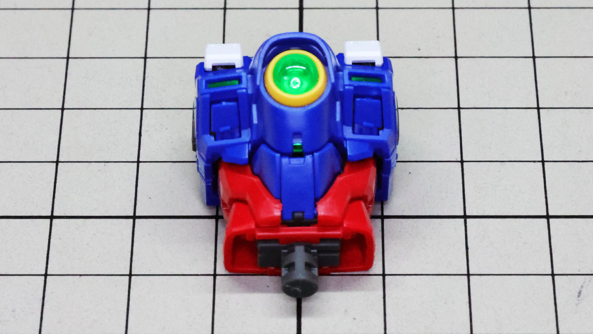 マルチプライヤー前面のレンズパーツを取り付けました