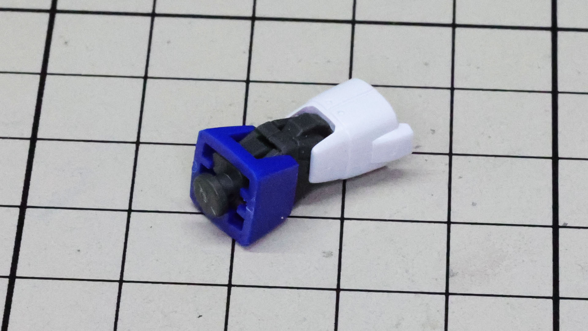 上腕他を組み付けていきます