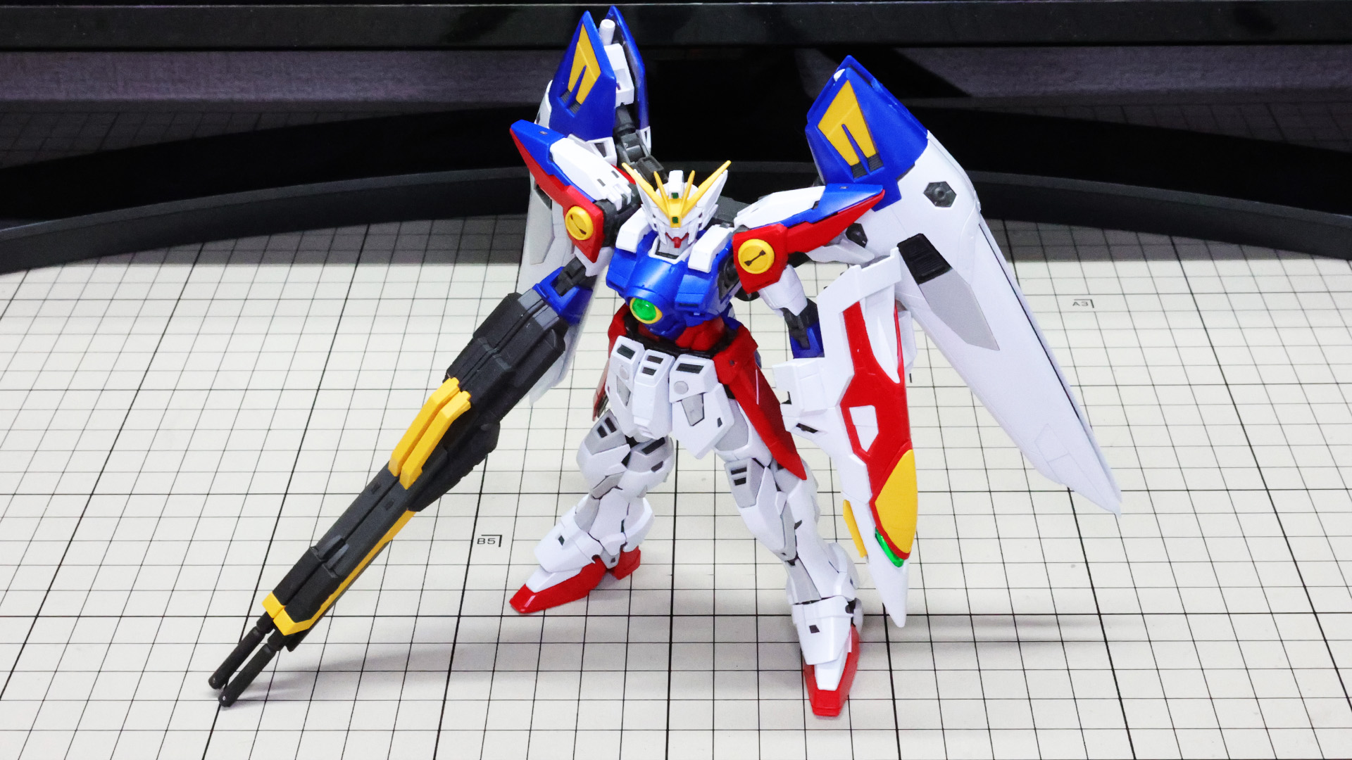 フル装備のウイングガンダムゼロ完成！