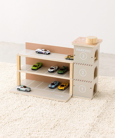 スリーズ　遊べるミニカー収納BAG 立体駐車場　2点セット 3COINS、組み合わせて遊べるミニカー用「収納棚」「エレベーター