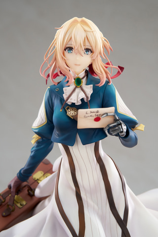 ヴァイオレット・エヴァーガーデン　高さ27cm 海外フィギュア Amazon | ヴァイオレットエヴァーガーデン 高さ27cm 海外