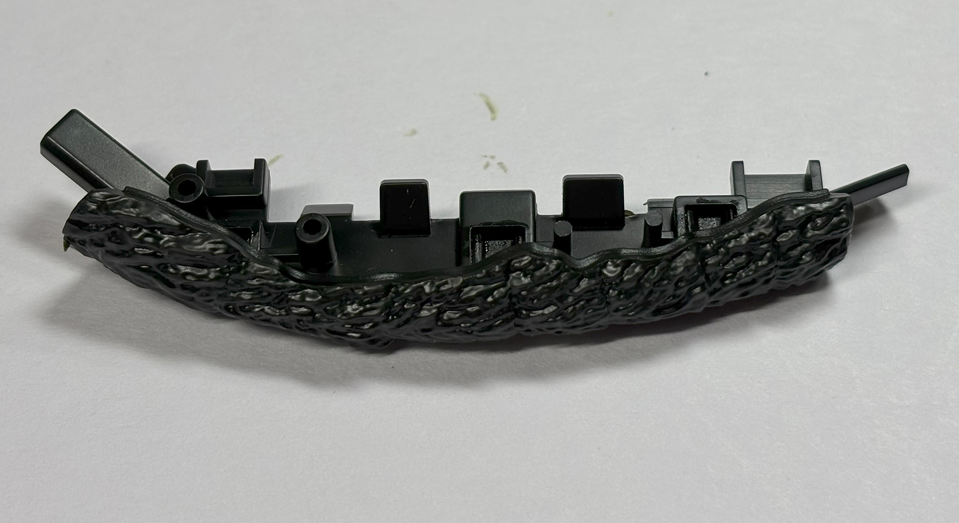 2つめのパーツも同様に組み立てていく