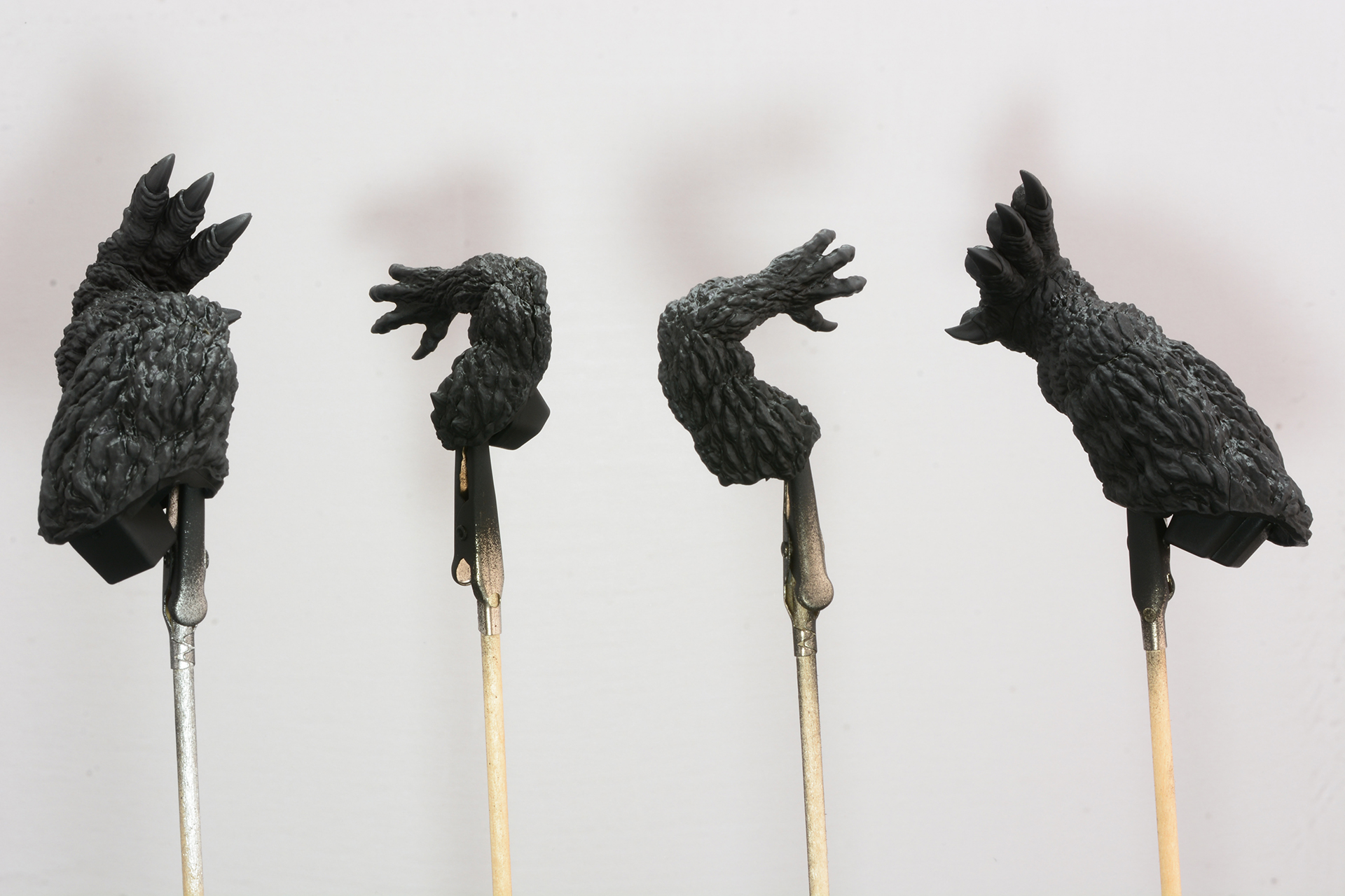 つや消し黒のスプレー塗装