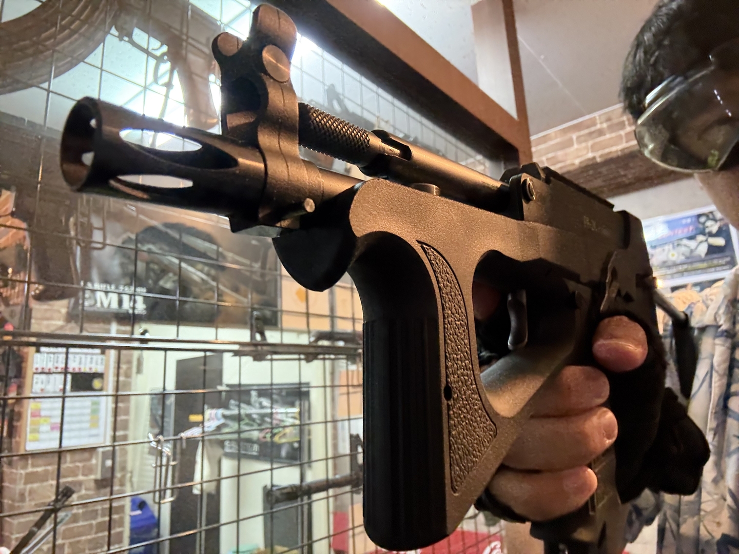 撮影の都合上、片手持ちだったが安定感を大きく感じた