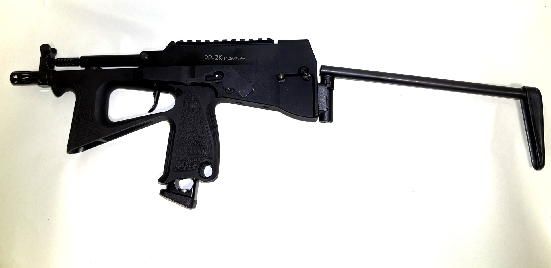 ストック展開時は590mm