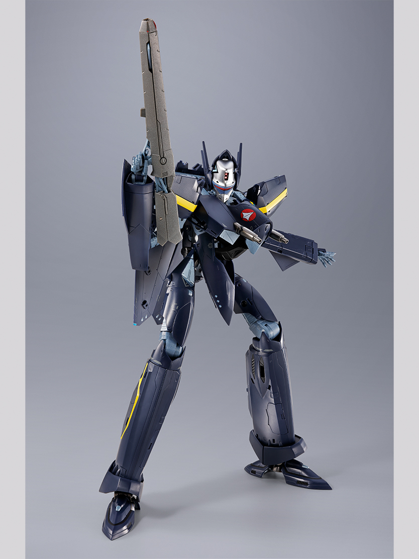 ガンポットを装備。ファイター時はトイオリジナルギミックとして懸架が可能。