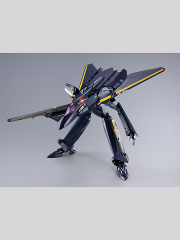 イエローサブマリン　マクロス7　1/144　VF-5000Gバトロイド　ジャンク イエローサブマリン マクロス7 1/144 VF-5000Gバトロイド