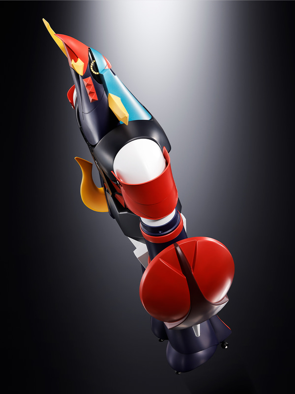 両肩のアーマーが折りたためる。「ゴッド・バード」をイメージした形態を再現