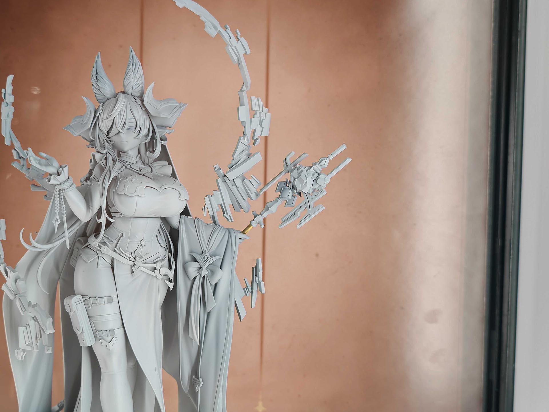 「ガレヲン」発売日、価格未定