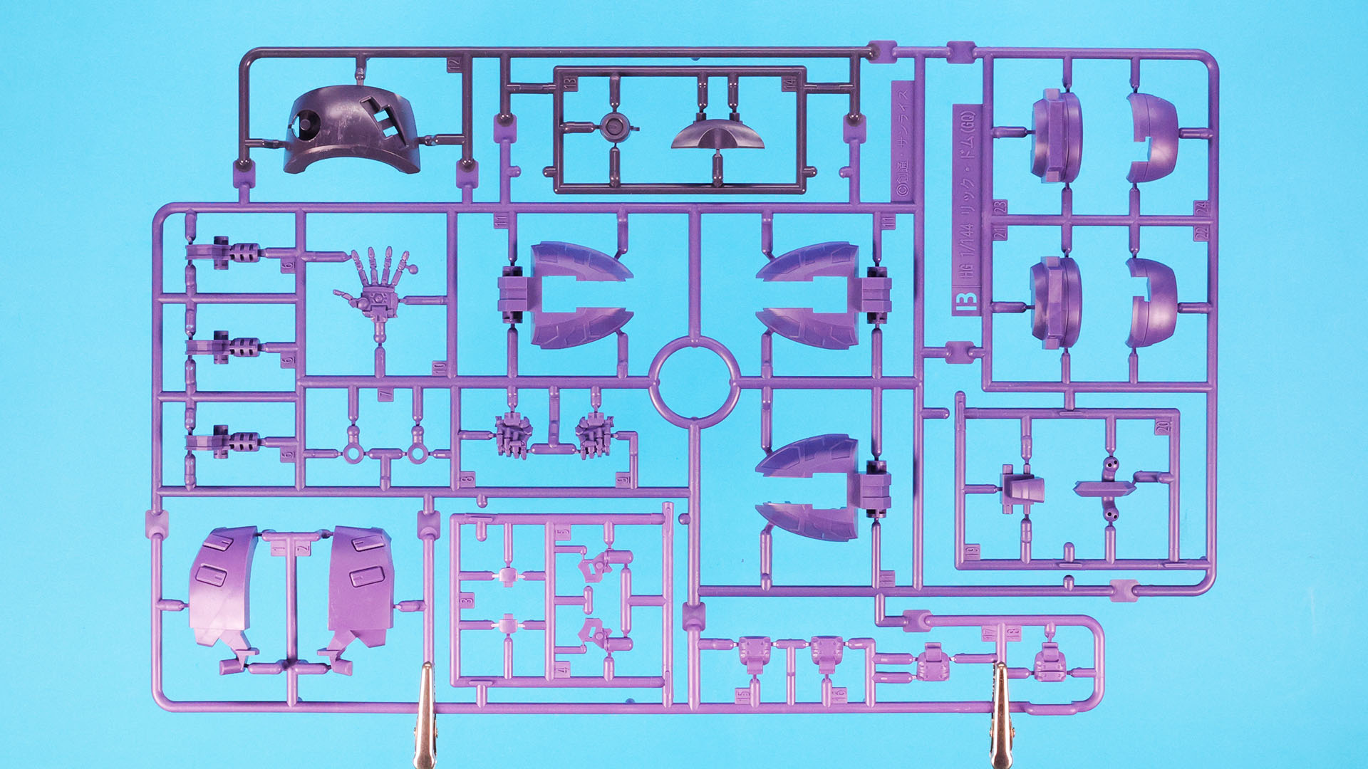 B:ボディや胸部などの加飾部