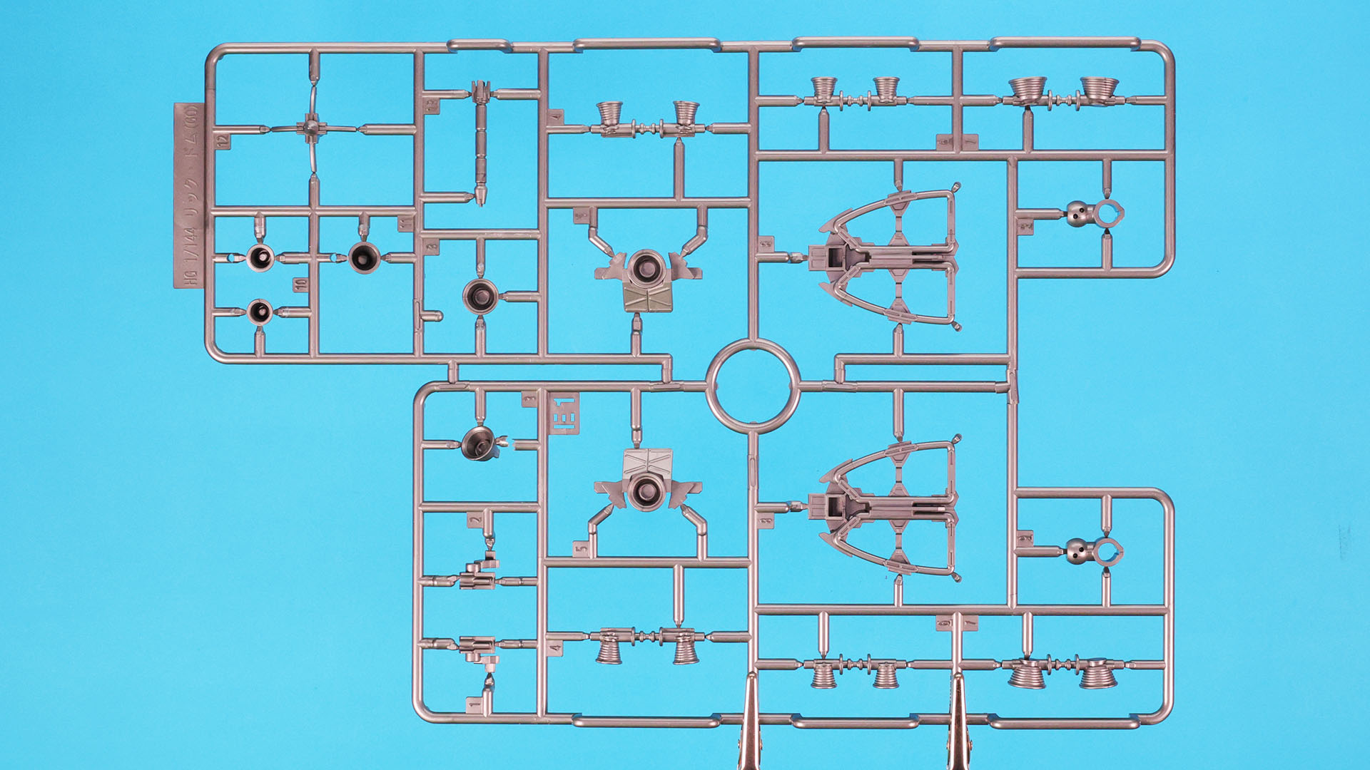 E1:ノズルやメカフレーム