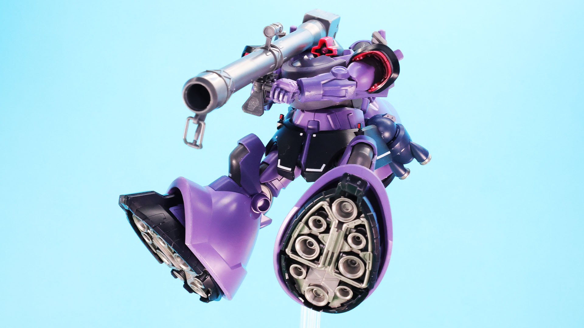 ジャイアント・バズを構える！