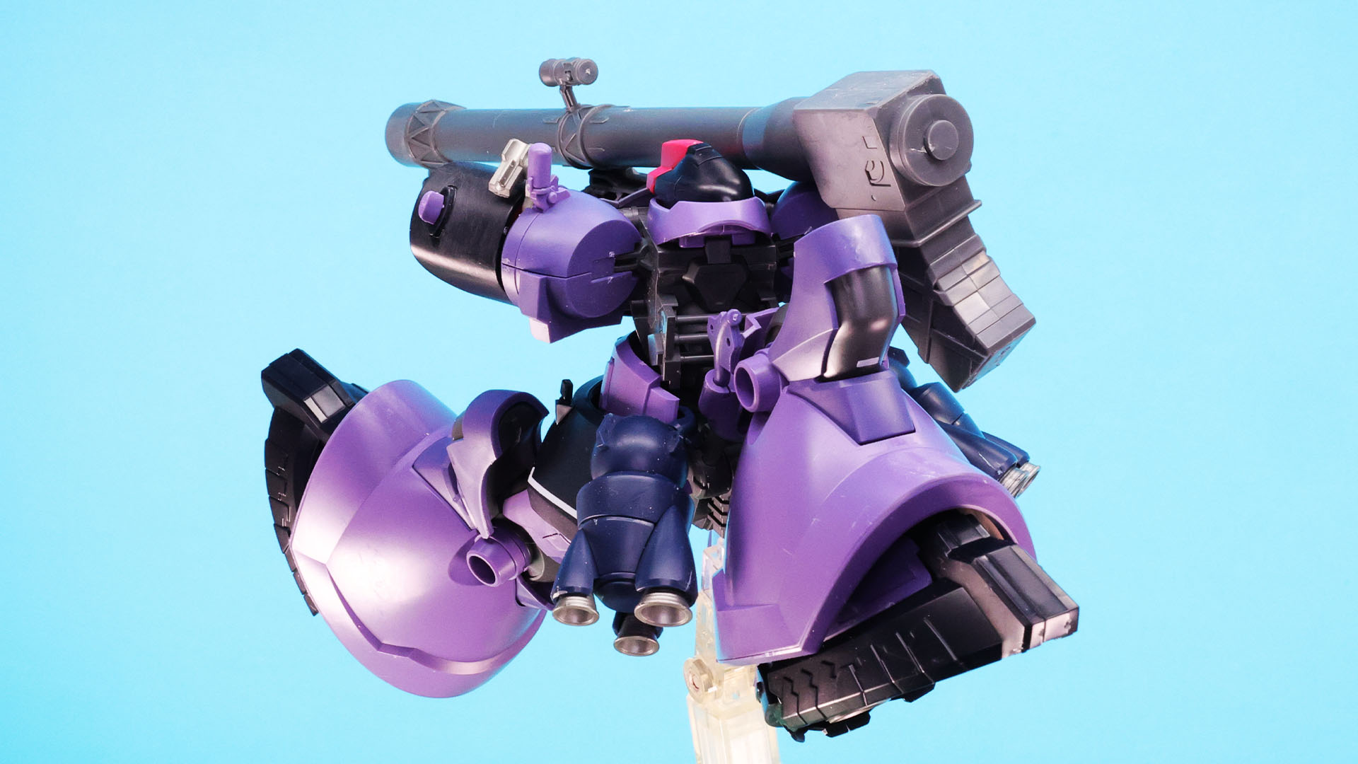 ジャイアント・バズの強大な反力を打ち消すことも可能そう