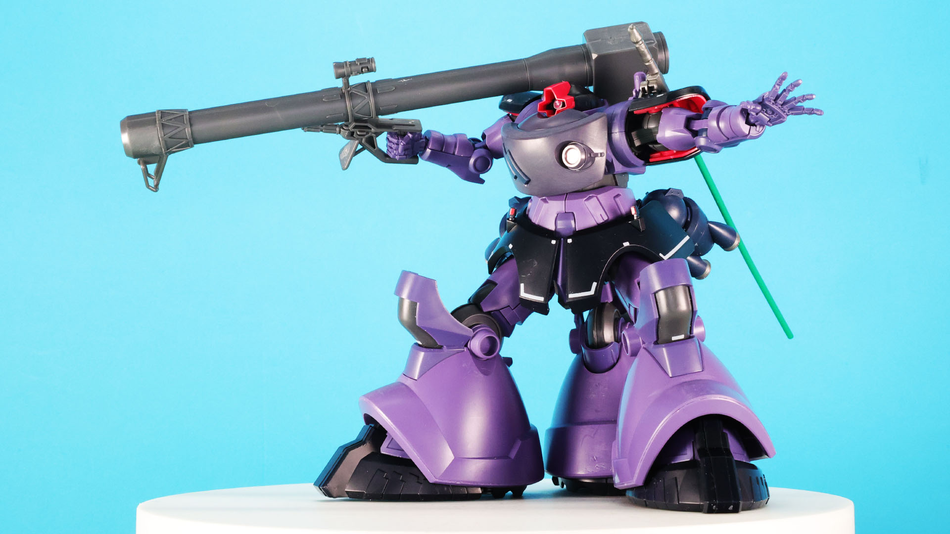 3本脚で驚異的な路面追従性能も持ちます