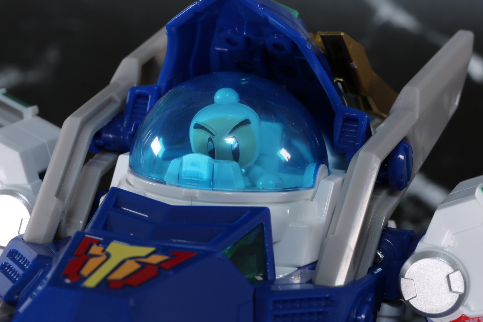 B・ビーダマンのしろボンを乗せることも可能