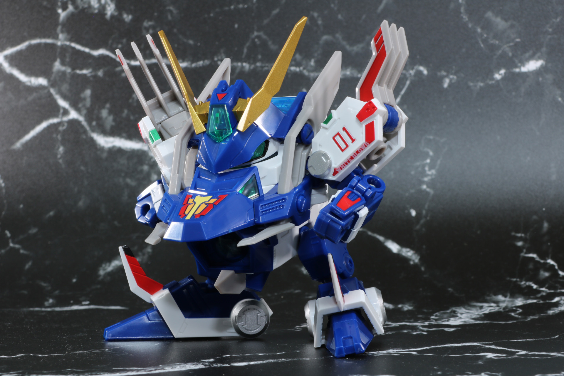 どっしりと腰を落としたようなポーズ