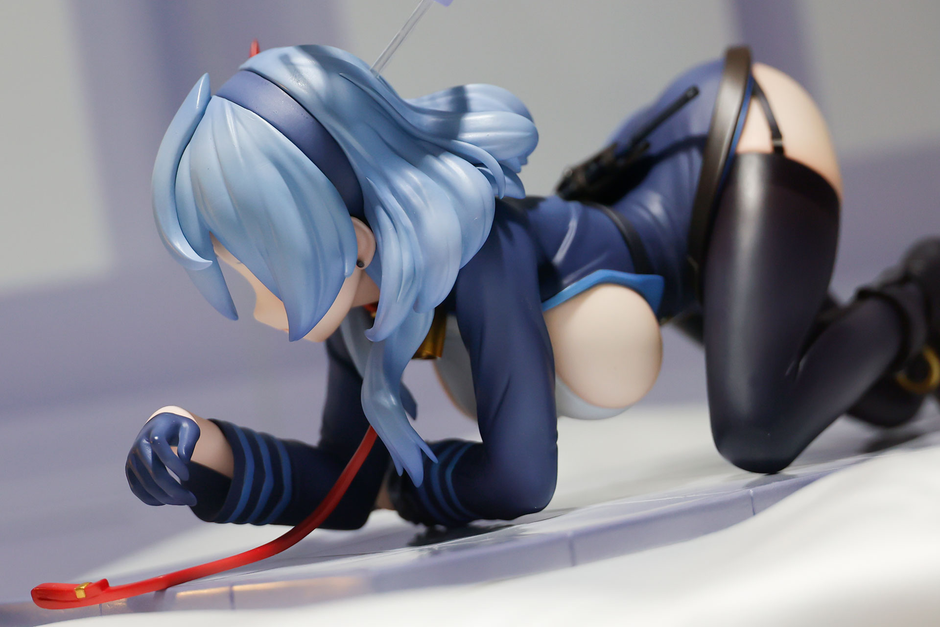 大きなバストがさらに目立つ！？