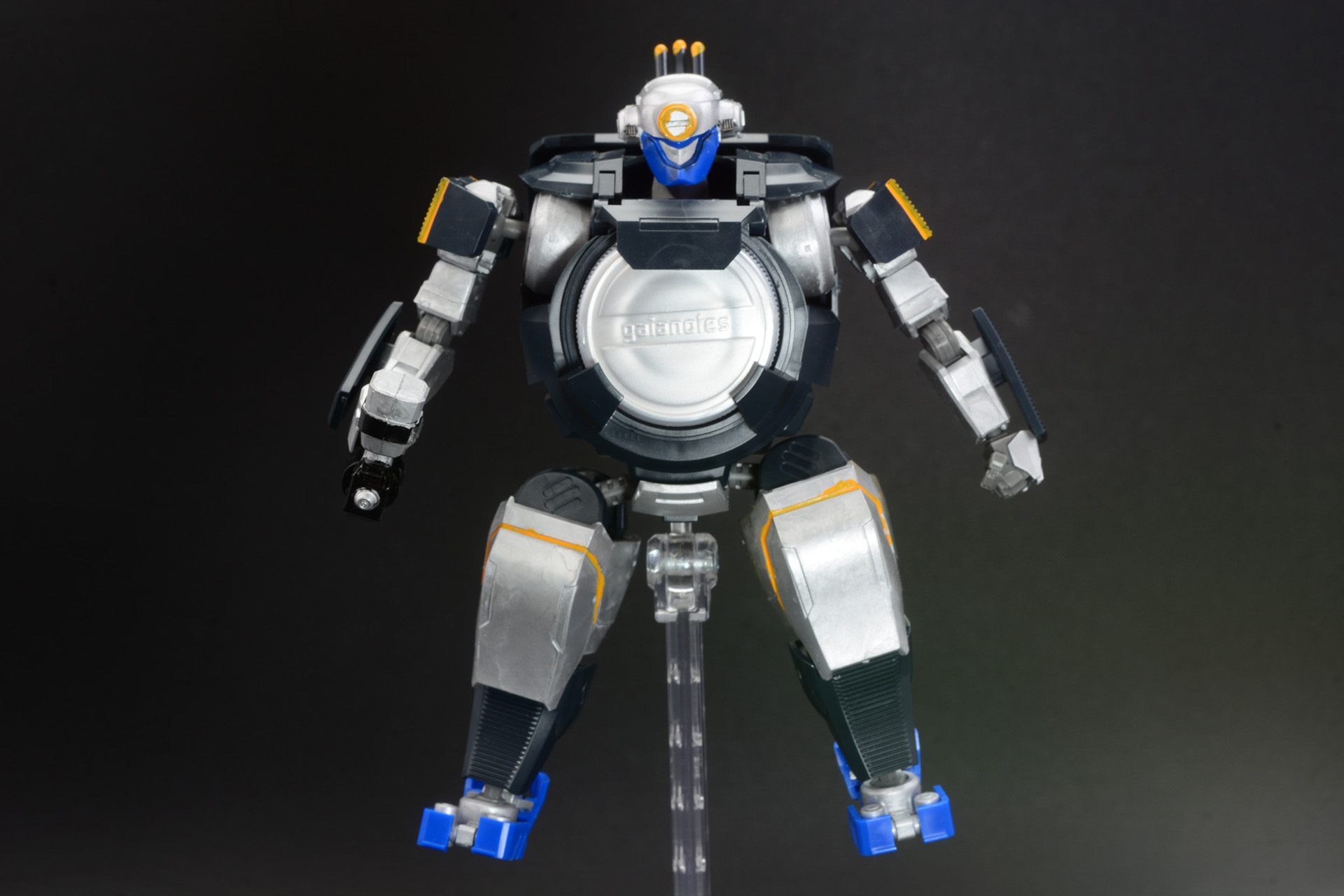 ガイアカラーのフタを変えると雰囲気が変わる