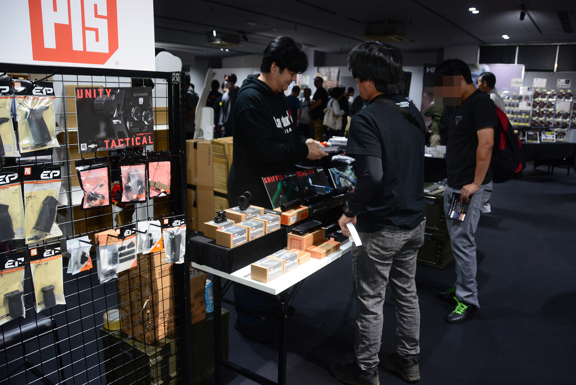 他にも様々な商品が展示・販売された