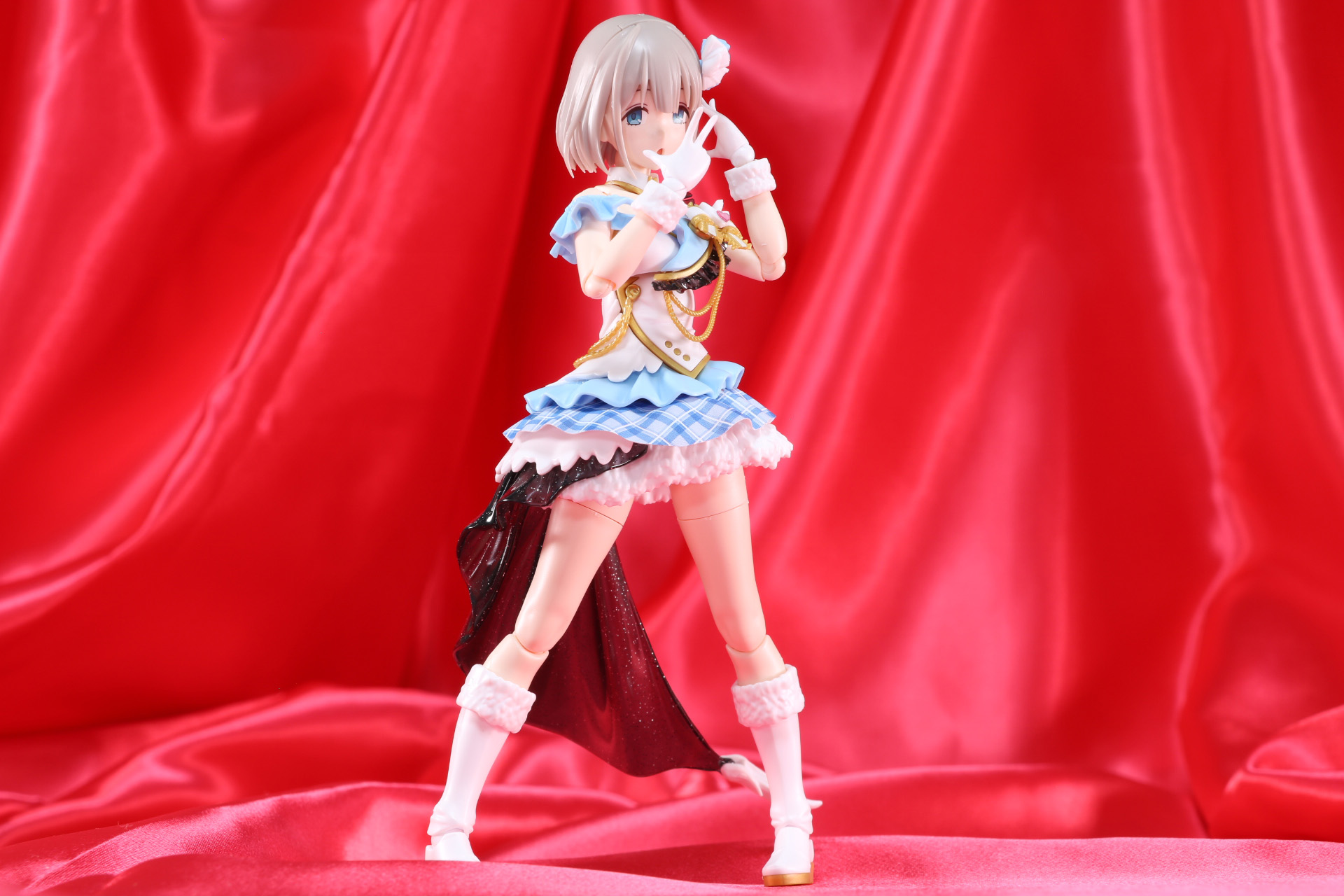 豊富な交換用手首パーツで多種多様なパフォーマンス表現が楽しめる