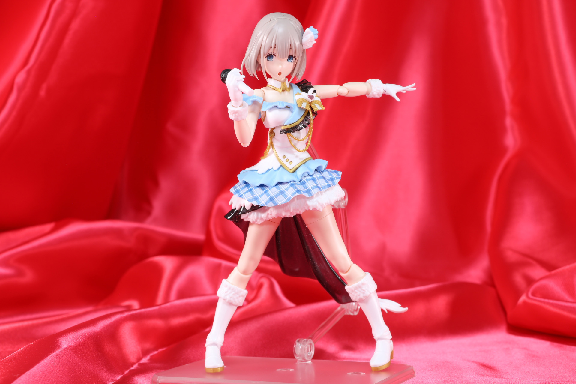 「アクションベース6」で安定したディスプレイが可能