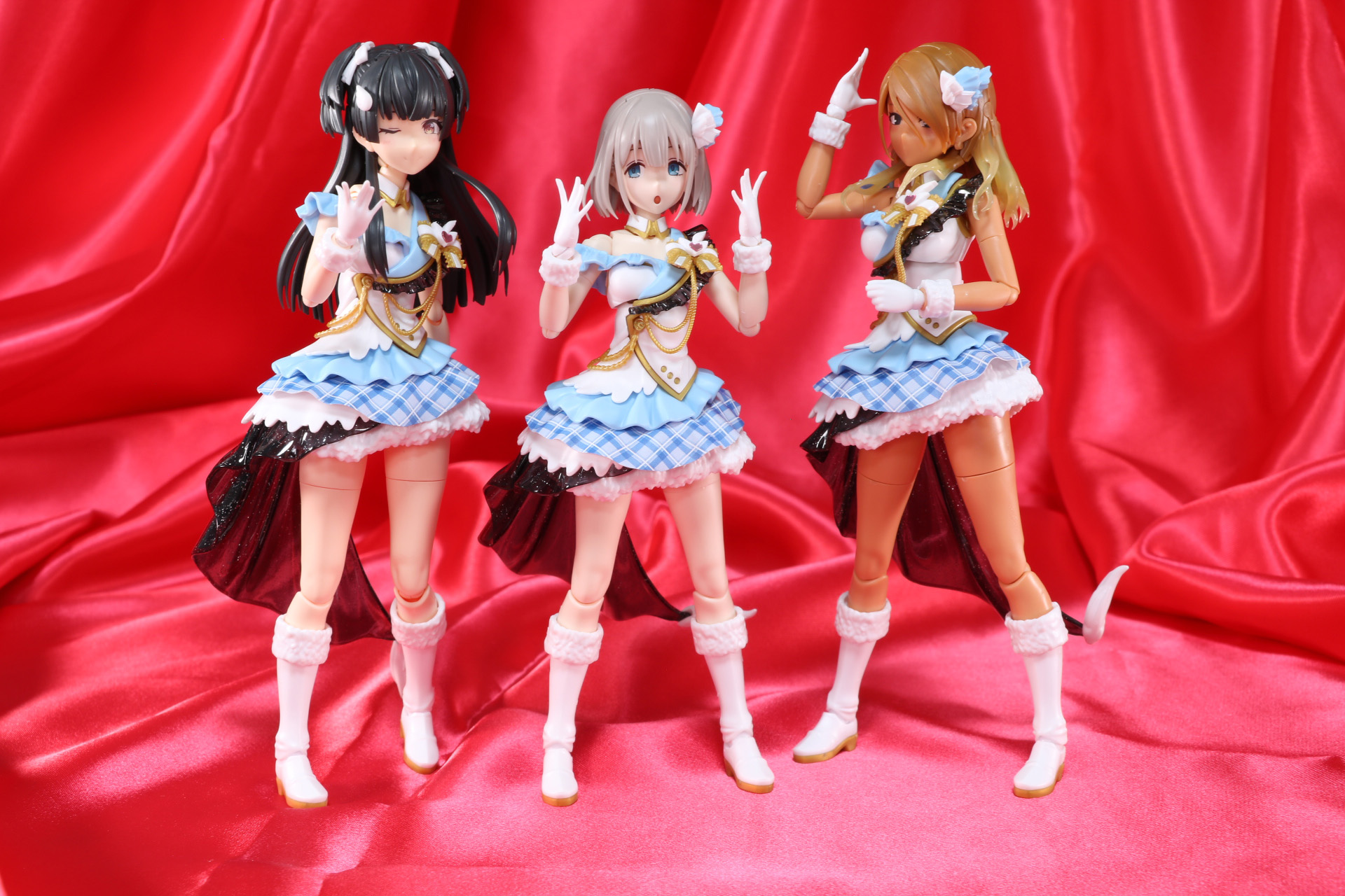 30MSで「Straylight」の「芹沢あさひ」（中央）、「黛 冬優子」（左）、「和泉愛依」（右）が集結