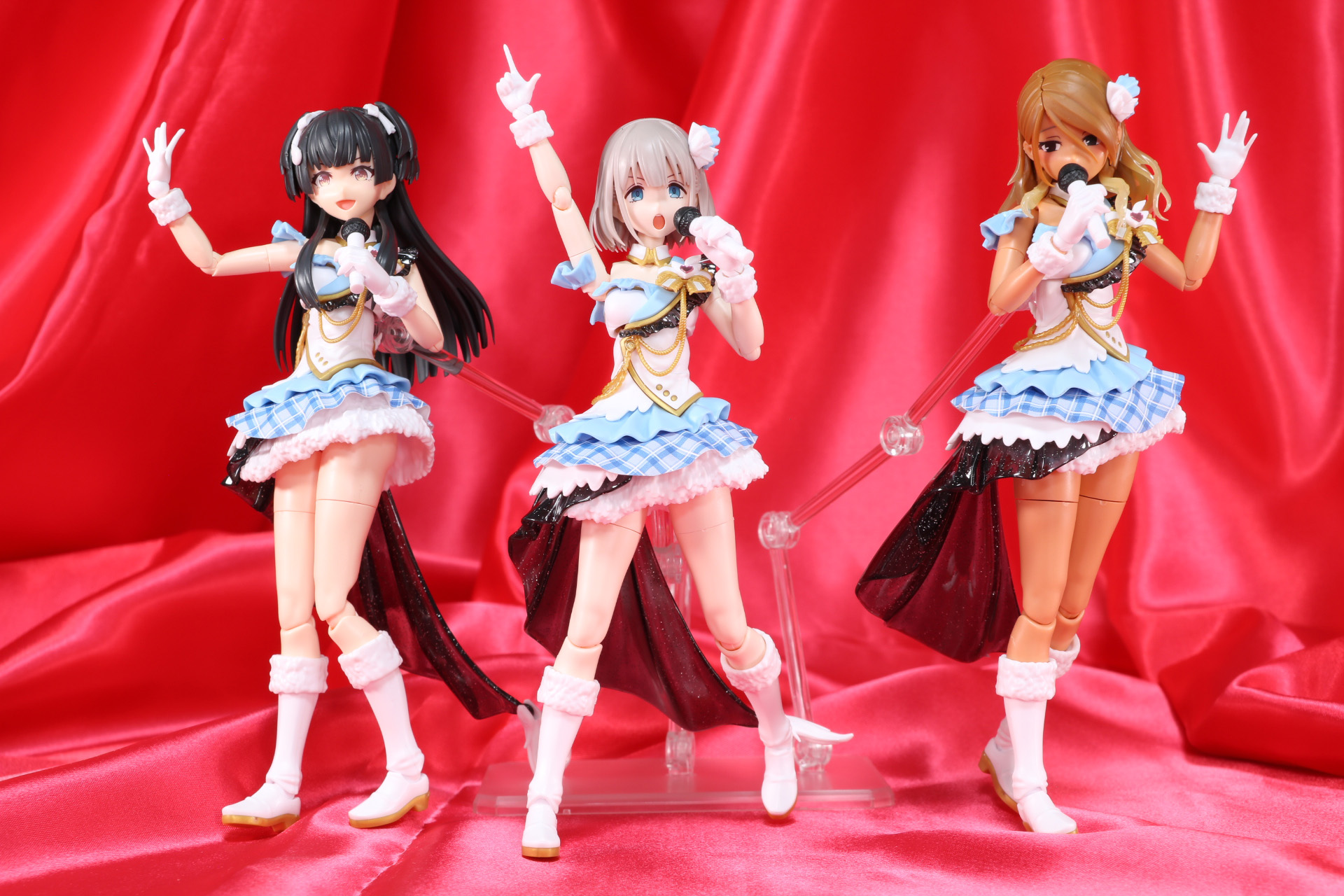 3人によるライブパフォーマンス