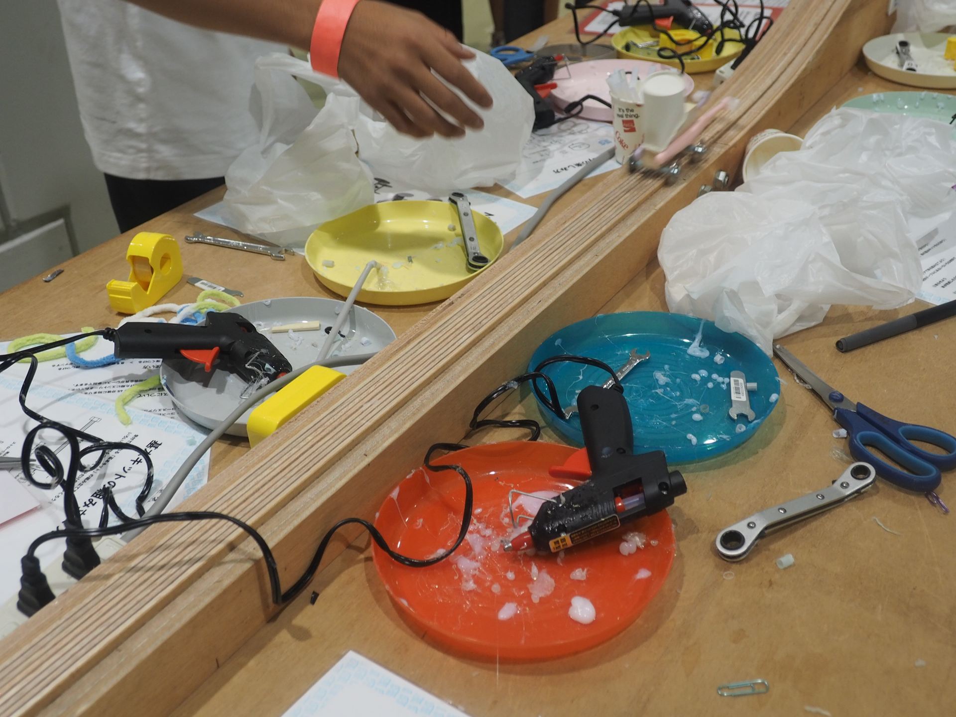 組み立てた車体を走らせるためのミニコースがある