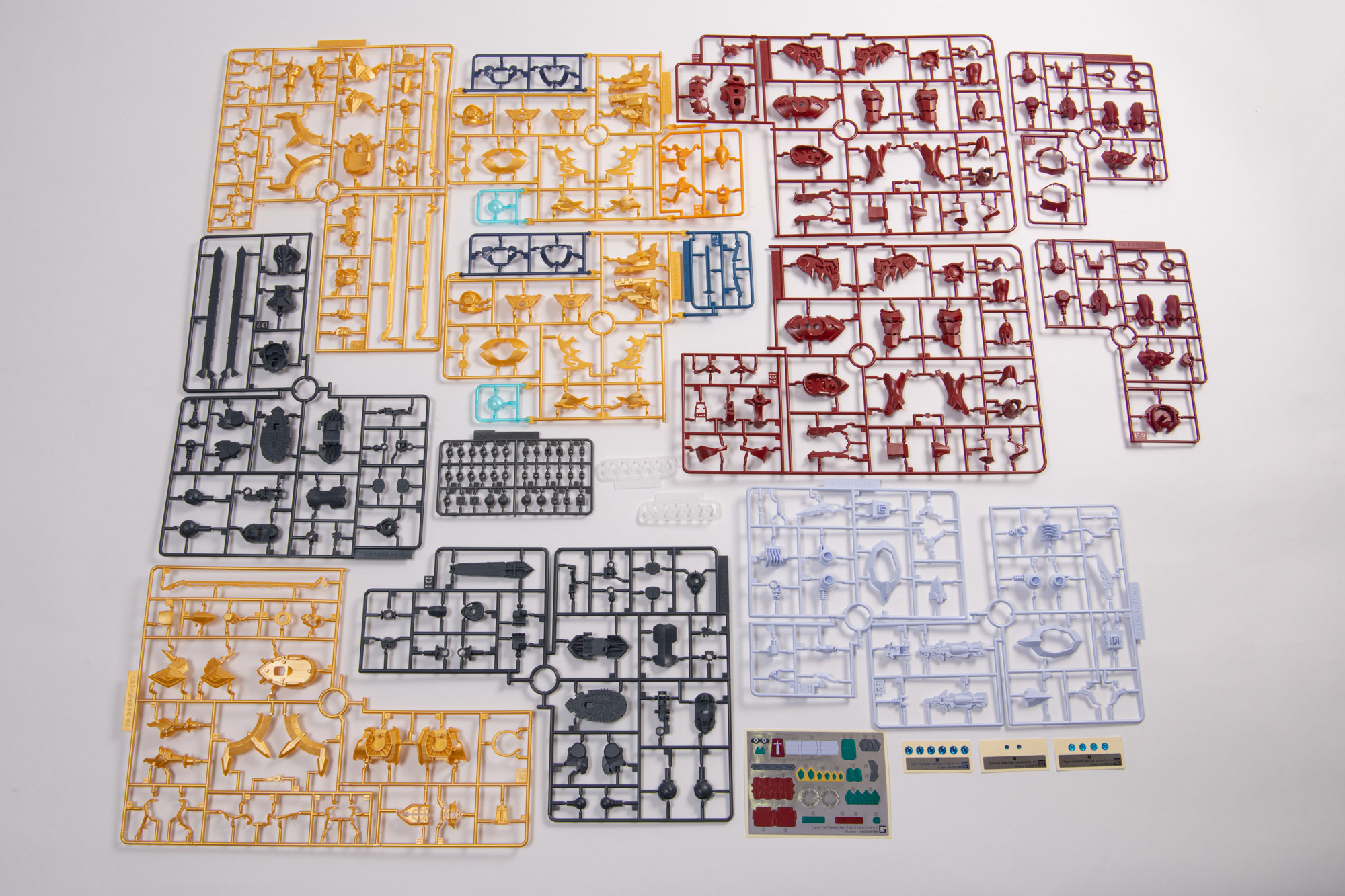 「Figure-rise Standard Amplified カイゼルグレイモン」キット一式