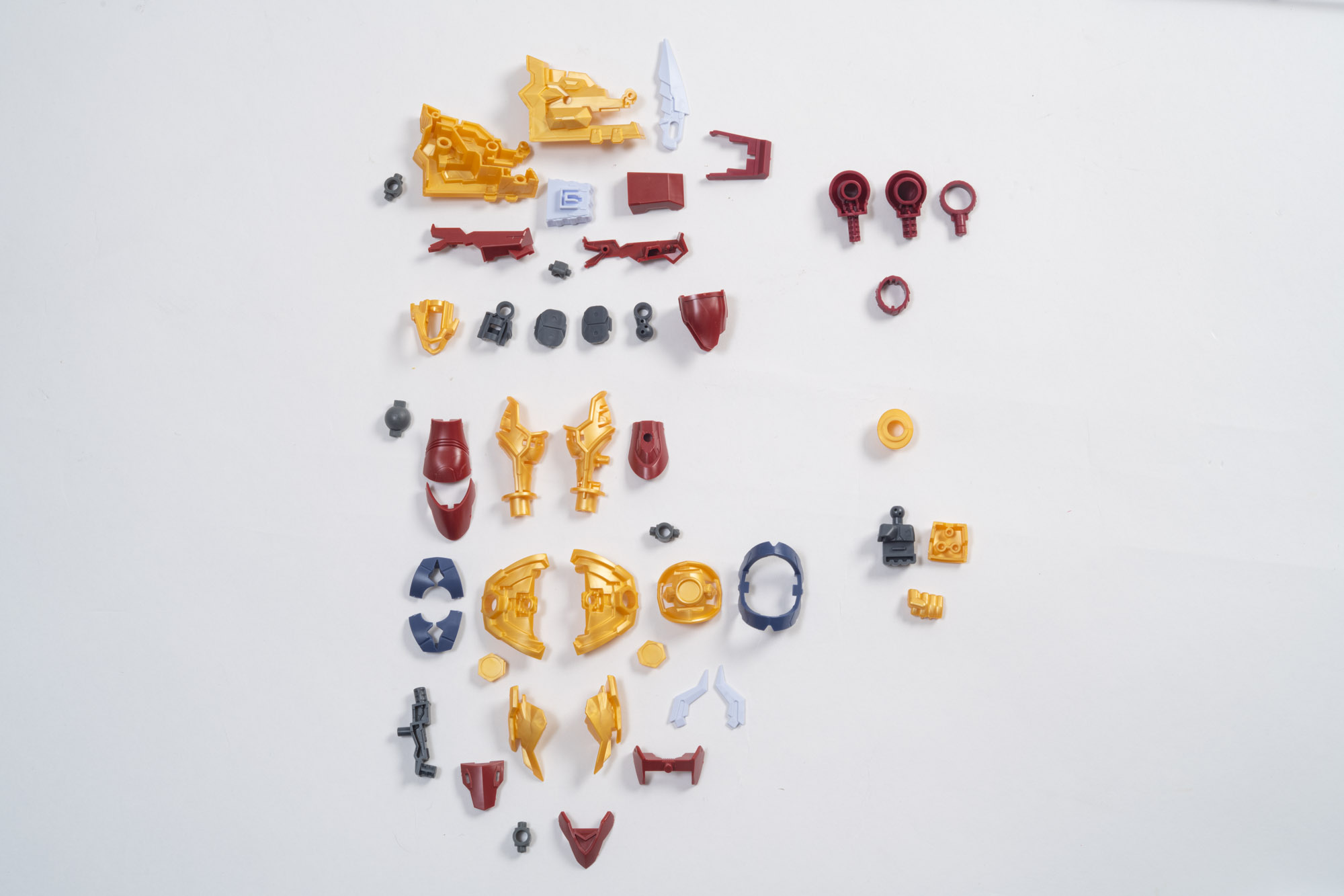 腕パーツはボリュームがあり今回の山場の一つだった。