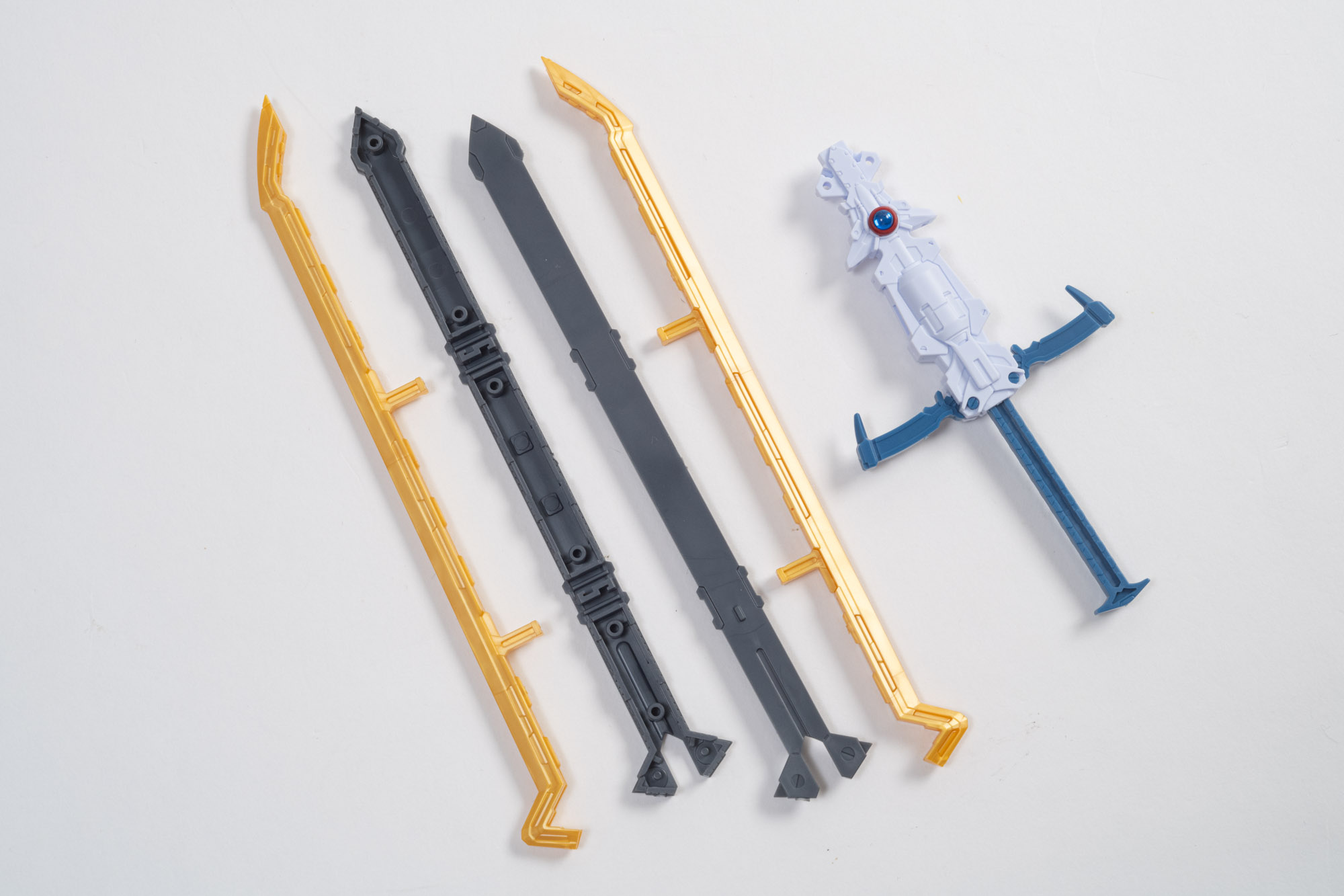 刀身も大きいが持ち手もかなり大きい。