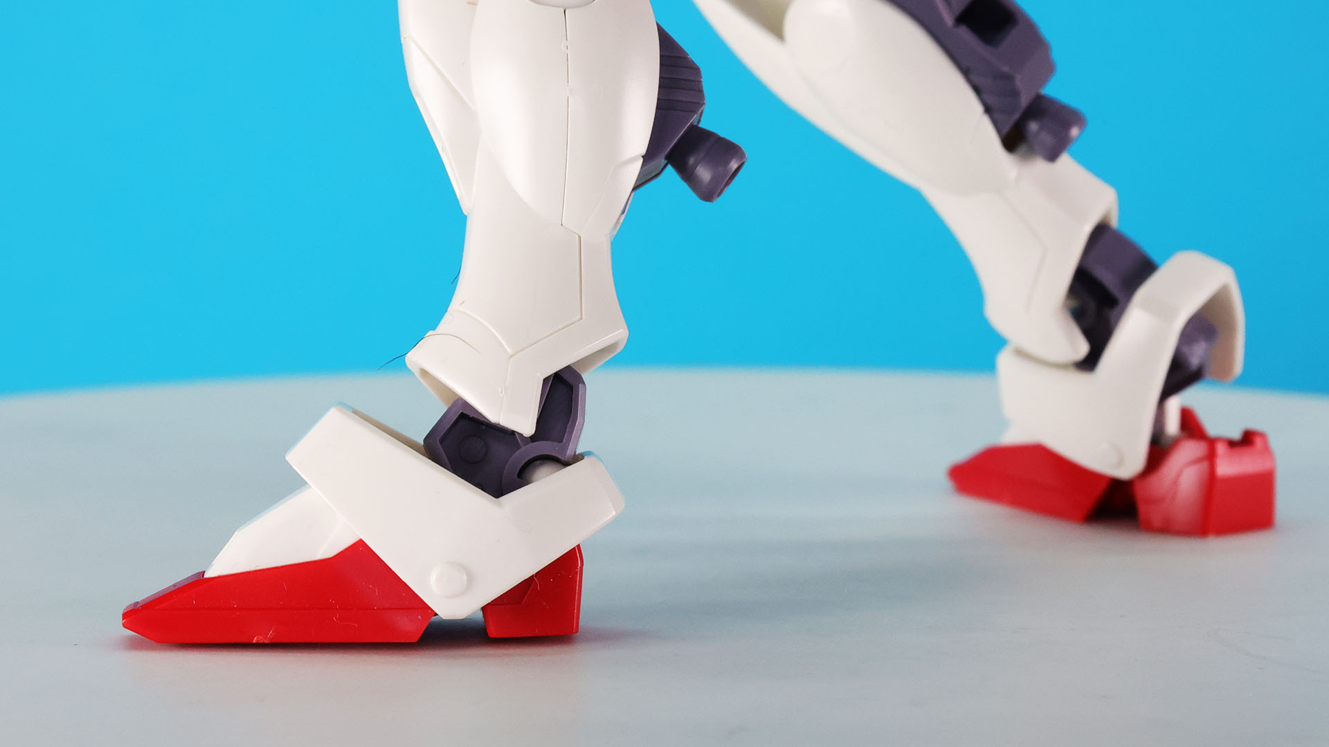 スラっとした脚部