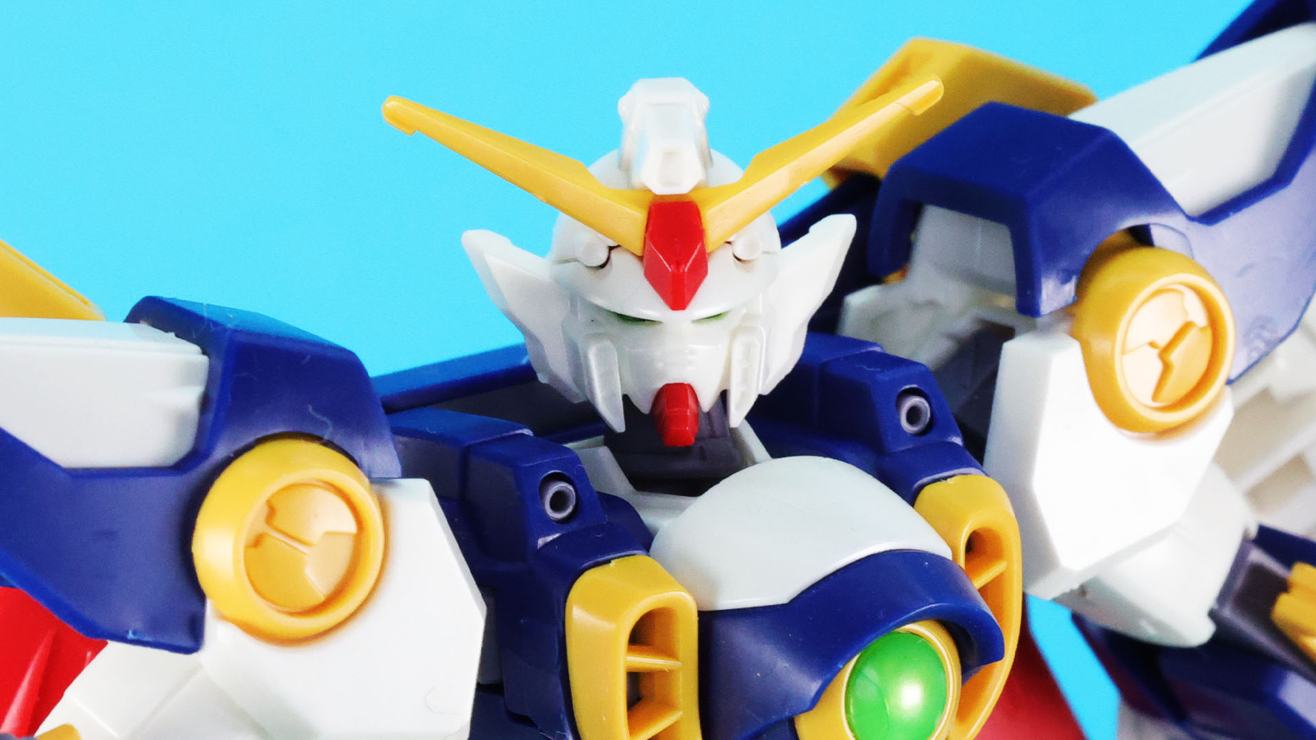 胸部のマシンキャノンやダクトのディテールがすごい！