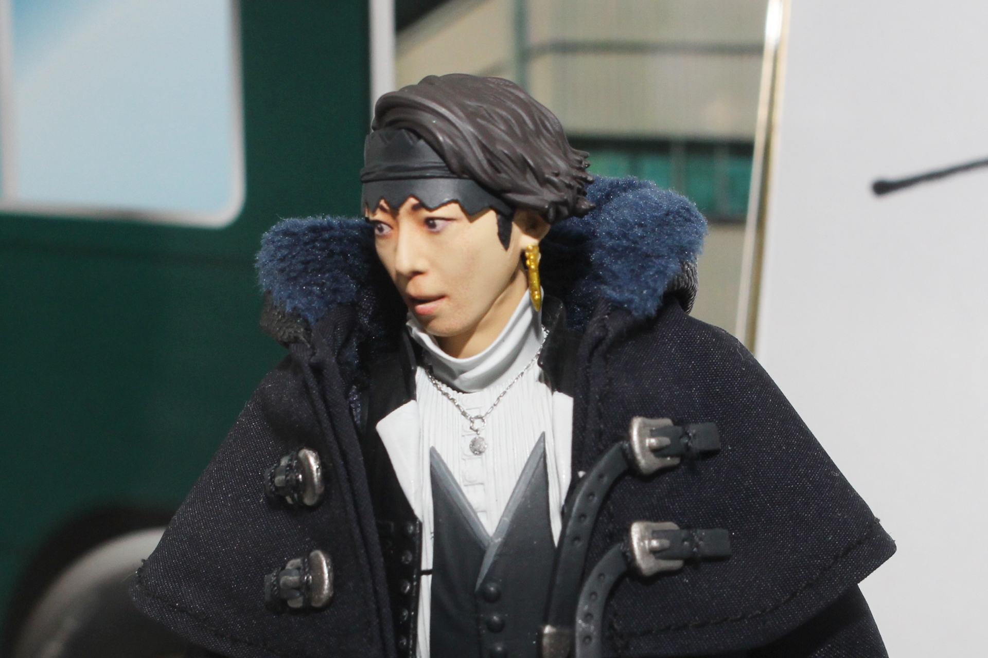 フードのボアを表現する素材に注目