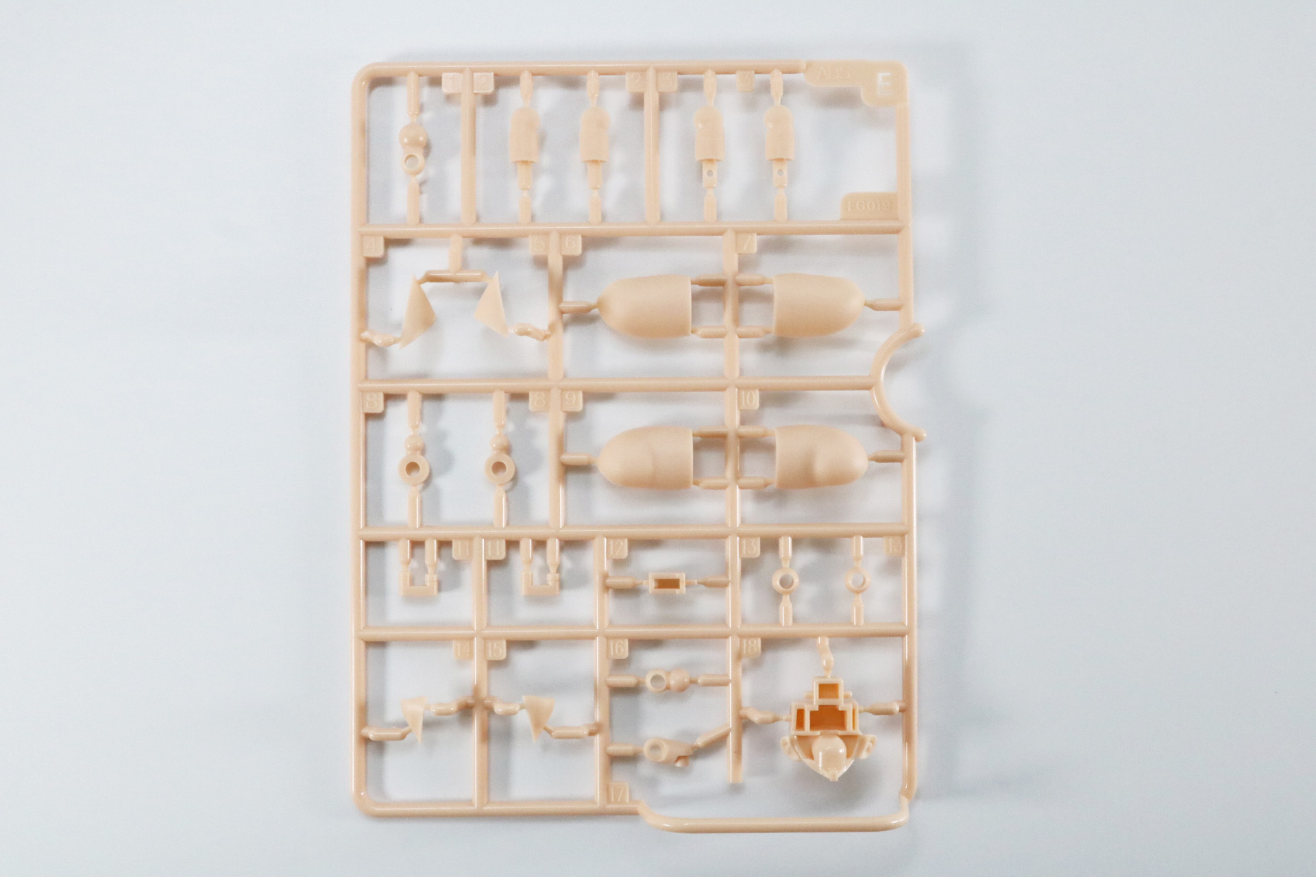 パーツE、パーツF