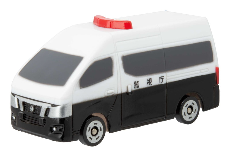 日産 NV350キャラバン（パトロールカー）