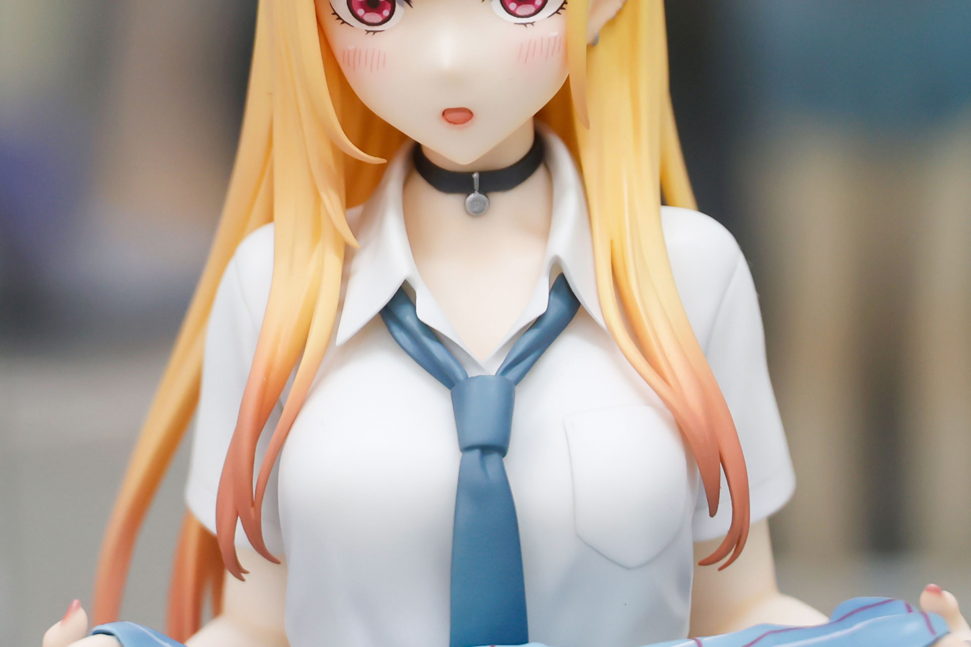 シャツやネクタイの作りも丁寧だ