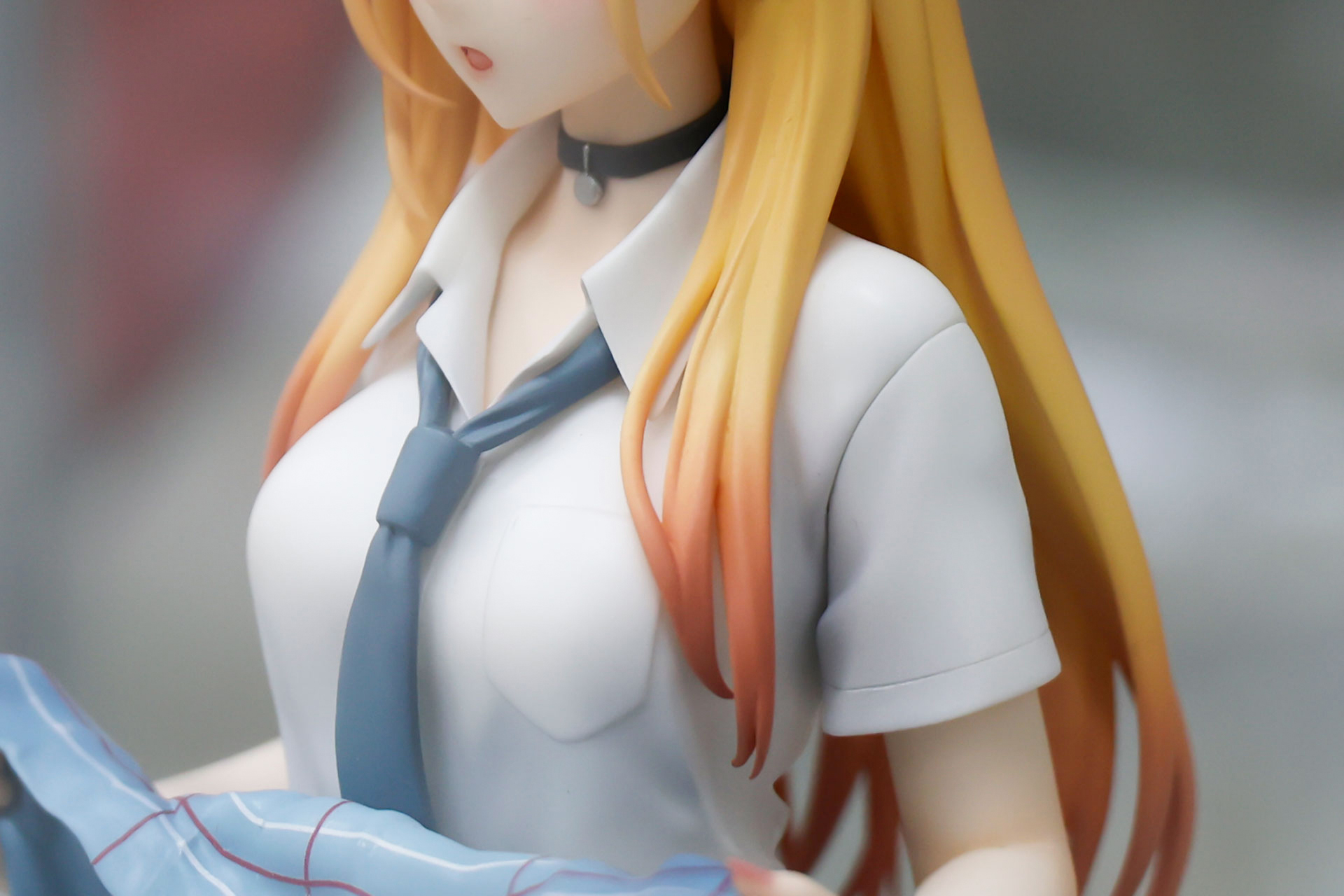 髪はグラデーションがかかっている