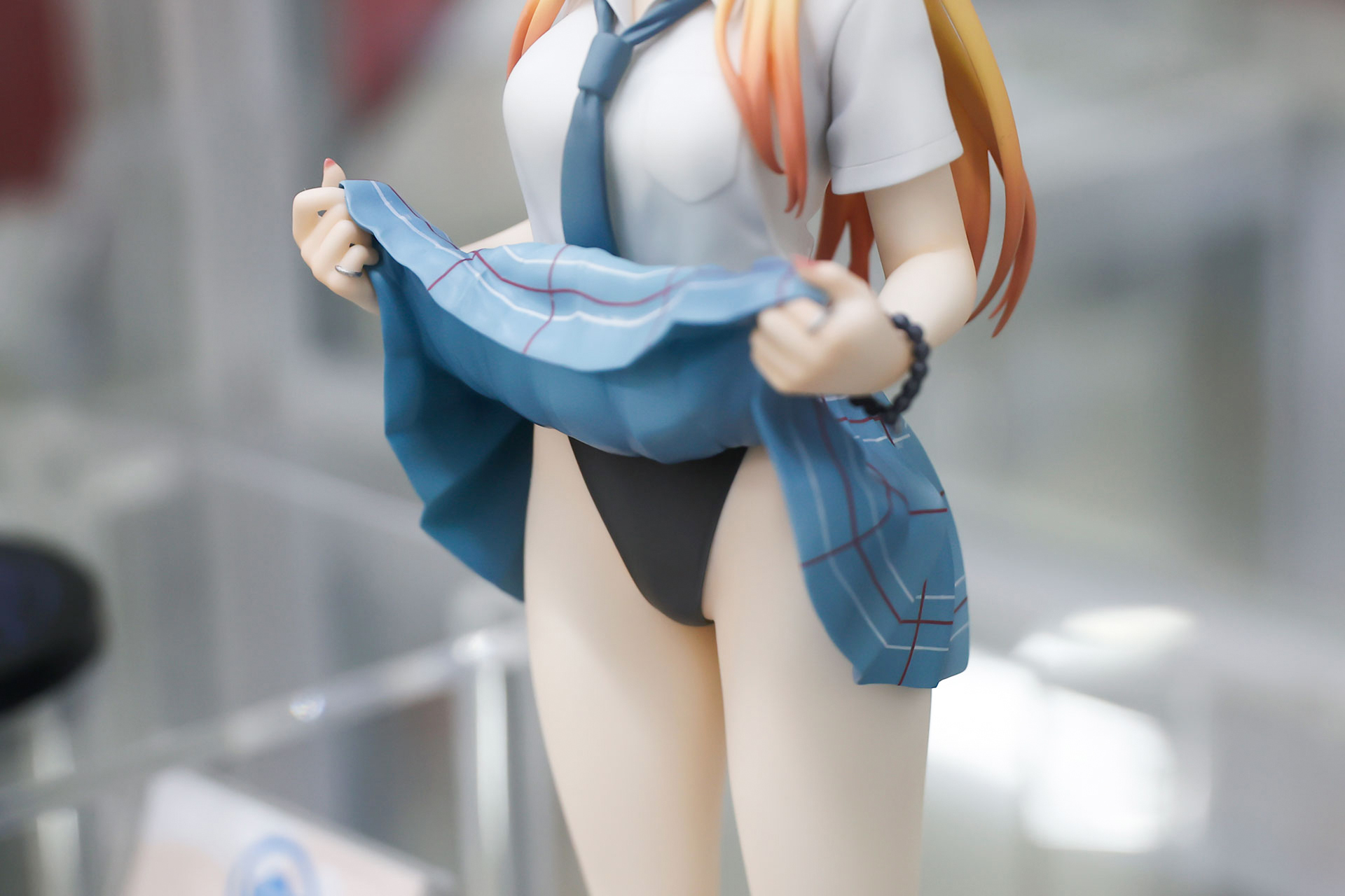 かなり大胆なポーズだ