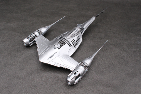 レビュー】「1/48 マンダロリアン N-1スターファイター」レビュー