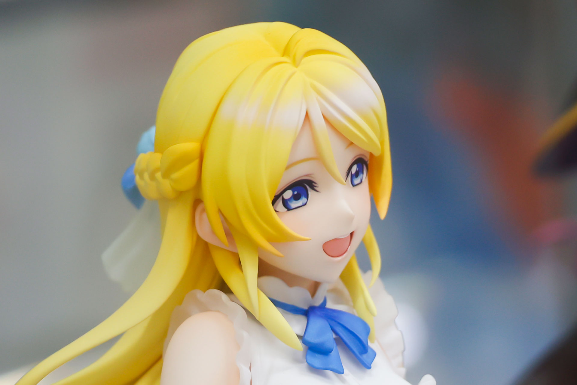 天使の輪の部分は若干色が薄くなっている