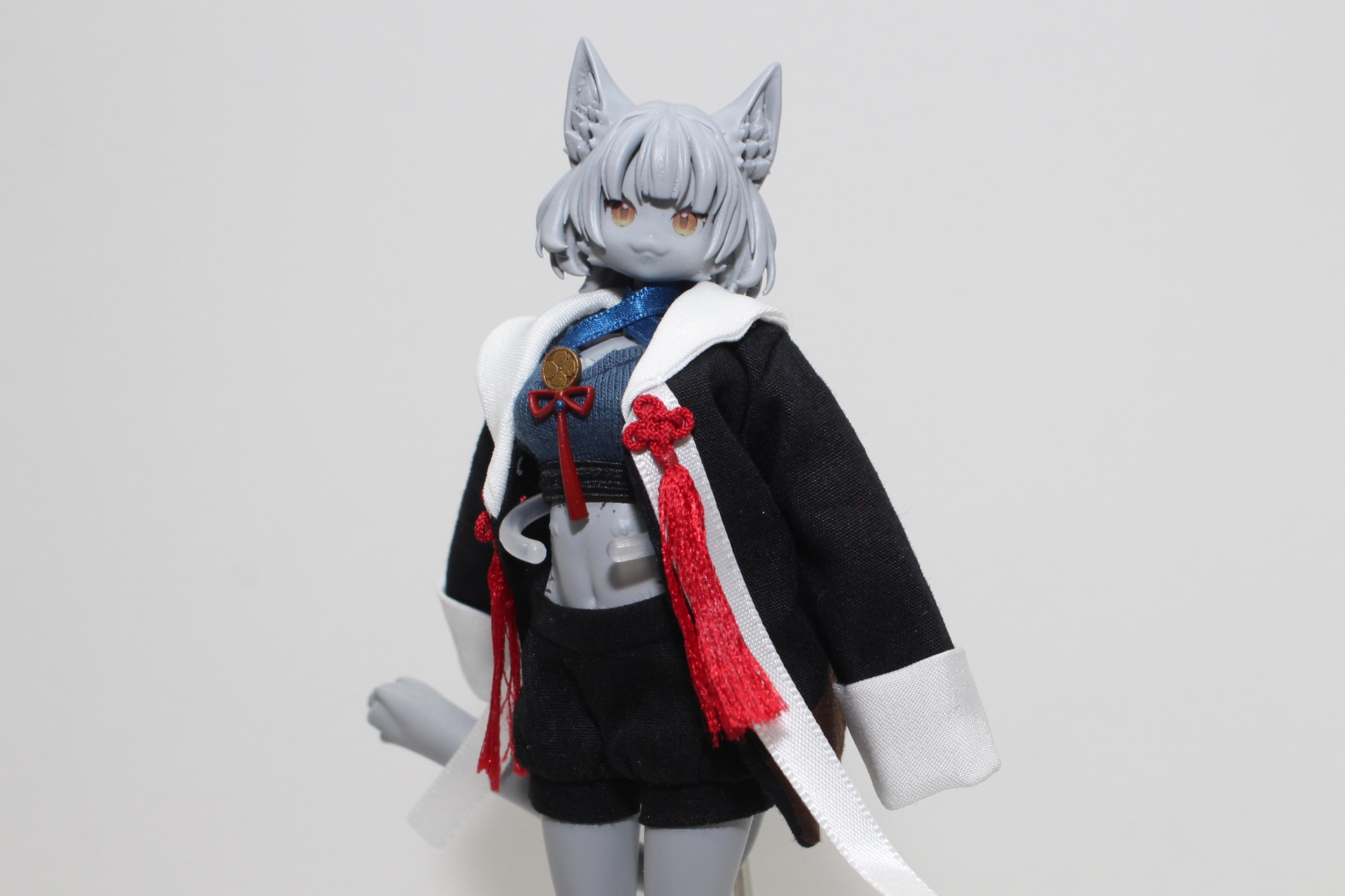 イラストレーターかわらげ氏が手がけたハイイロオオカミの「リンカ」と白猫の「るおらん」。こうしたキャラクターが設定されたアイテムも企画中だ